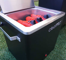 Load image into Gallery viewer, cleatPRO® Light Travel Steamer
